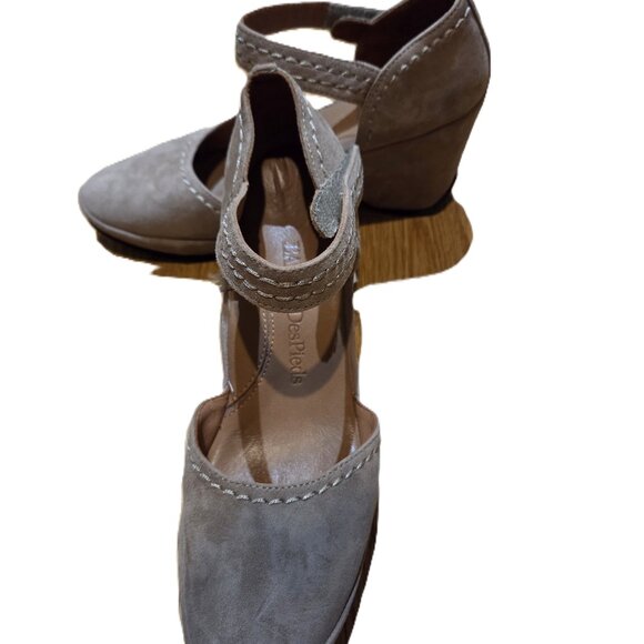 L'Amour Des Pieds Beige Suede Wedge Shoes - Picture 1 of 5